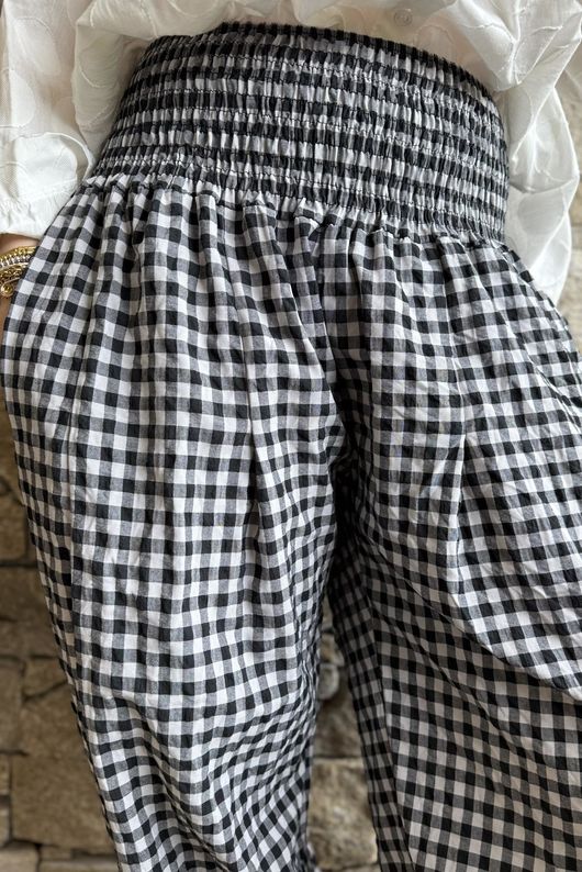 Nonni Gingham Bloomer Pant Black